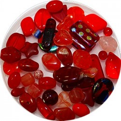Tsjechische glasmix rood 50 gram