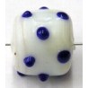 glaskraal ton 14x14mm wit blauwe stippen p.st