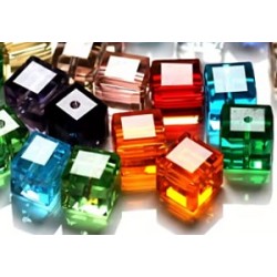 kubus kristal 6mm mix kleuren per 10