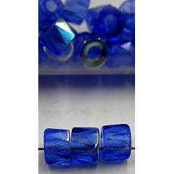 Gutermann moervormparels blauw AB ca 38st