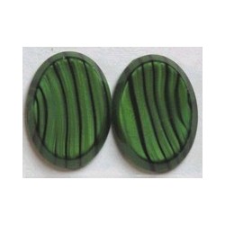 Cabuchon 25mm afgeplat groen zwarte strepen 2st.